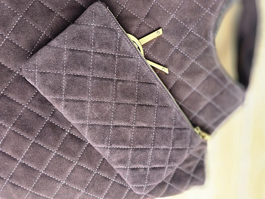 Замшевая сумка Yves Saint Laurent Icare 45x35 см