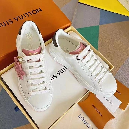 Кожаные женские кроссовки Louis Vuitton Time out белого цвета   