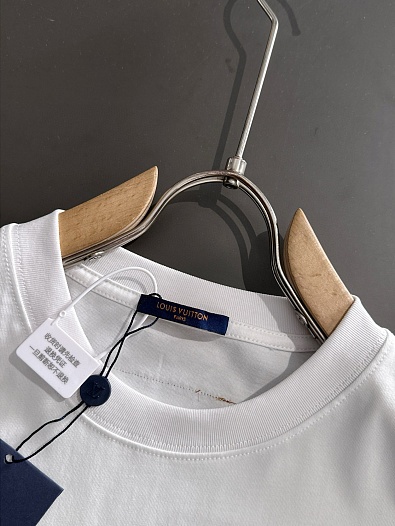 Футболка белого цвета Louis Vuitton Premium   