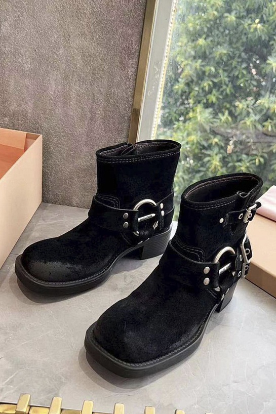 Женские замшевые ботинки MIU MIU Ankle Premium