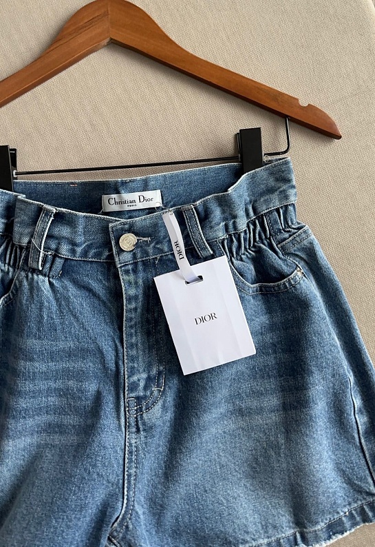 Женские шорты Christian Dior