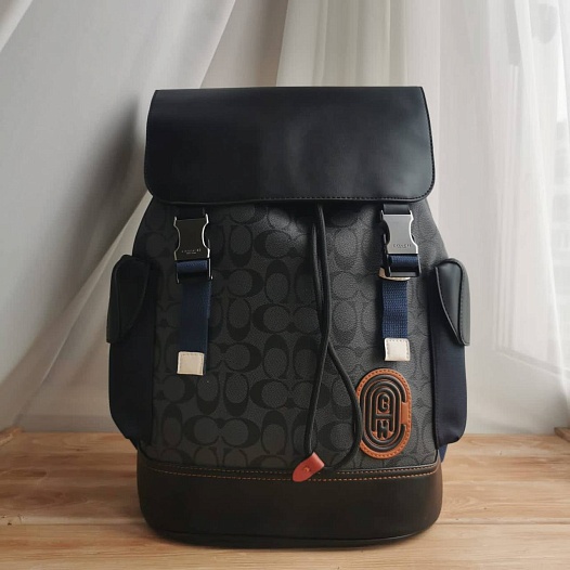Кожаный рюкзак Coach Rivington 40x30 см   