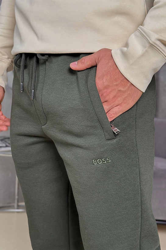 Штаны на флисе Hugo Boss зелёного цвета