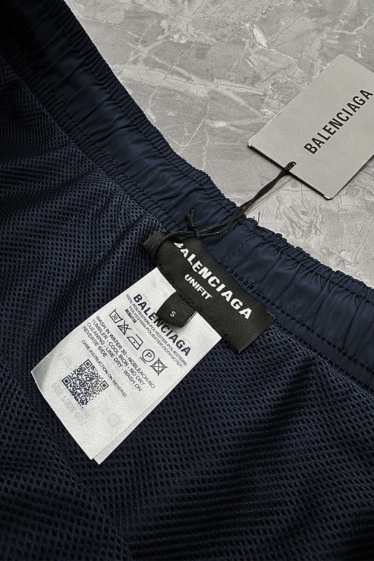 Тёмно-синие шорты Balenciaga Political Campaign logo