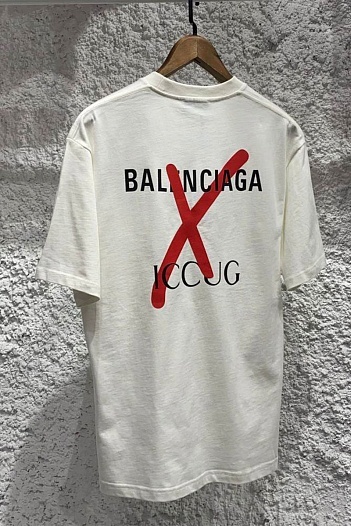 Белая оверсайз футболка Balenciaga Collaboration   