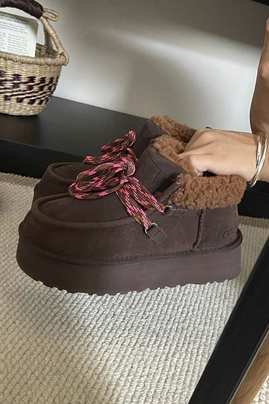 Женские замшевые ботинки с мехом UGG Funkarra Cabin Cuff - Brown