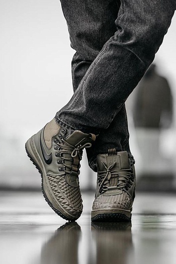 Кроссовки с мехом Nike Lunar Force 1 Duckboot '17   