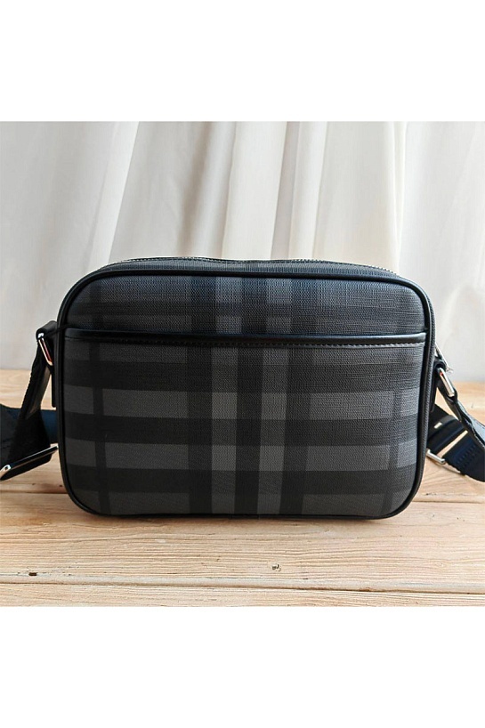Кожаная сумка Burberry Paddy 23x17 см
