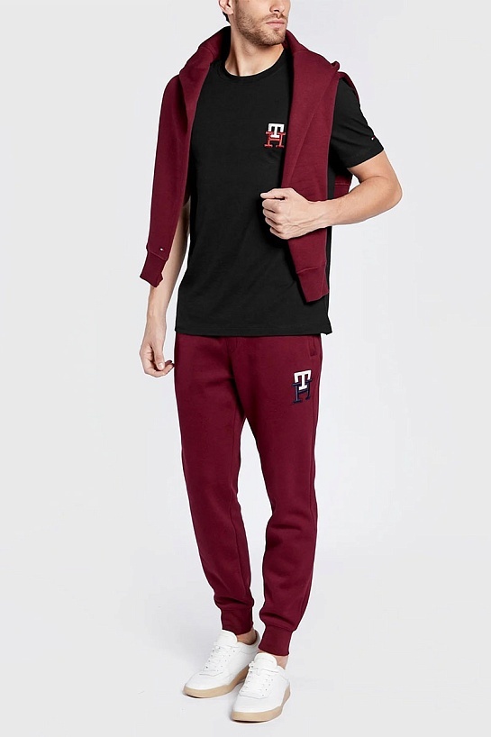 Футболка чёрного цвета Tommy Hilfiger logo-embroidered