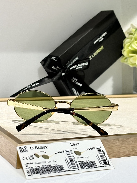 Солнцезащитные очки Yves Saint Laurent Eyewear