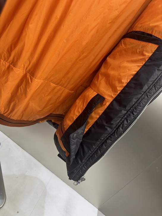 Мужской пуховик Zegna чёрного цвета