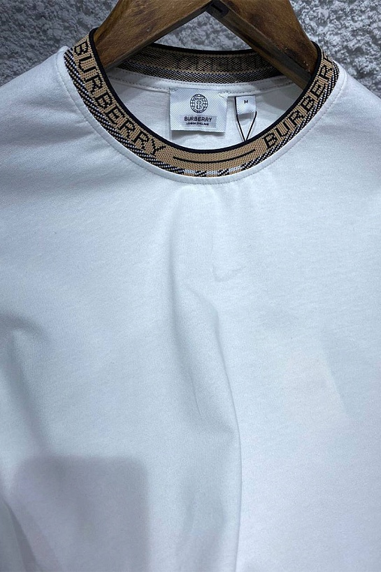 Белая оверсайз футболка Burberry