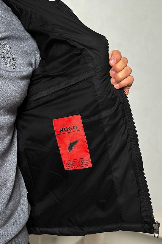 Мужской чёрный жилет Hugo Boss