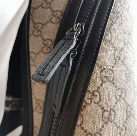 Кожаный рюкзак Gucci GG Supreme 31.5x41x14.5 см