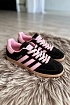 Женские кроссовки Adidas Spezial - Black / Pink