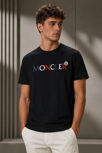 Мужская чёрная футболка Moncler colorful logo patch   