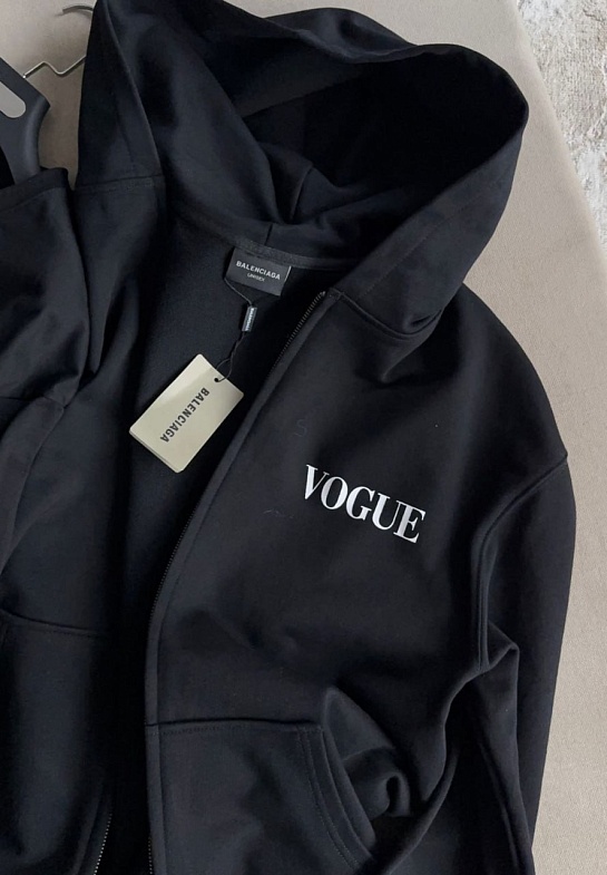 Женская кофта на молнии Balenciaga чёрного цвета