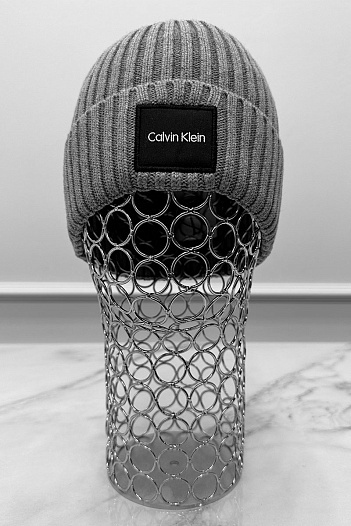 Серая шапка Calvin Klein logo-patch   