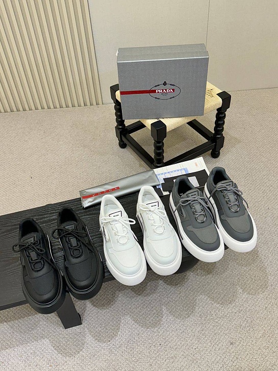 Комбинированные кроссовки Prada logo-plaque - Grey