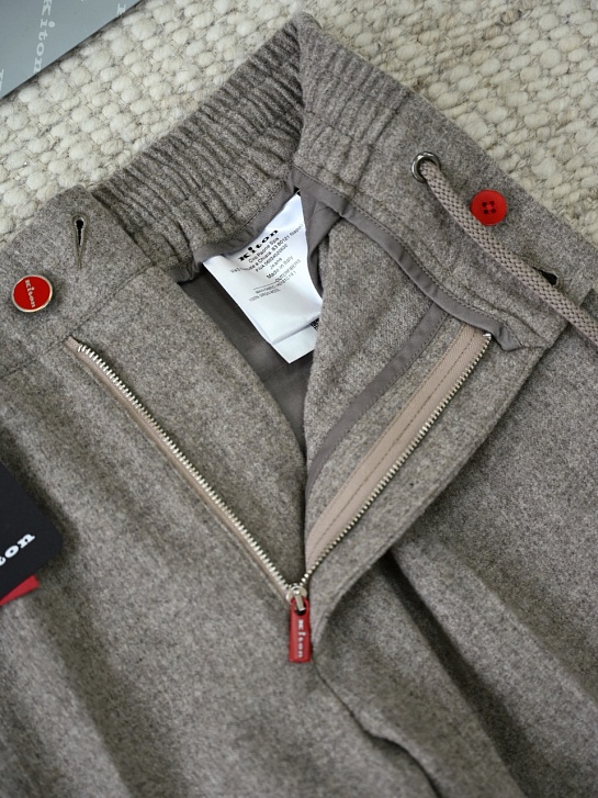 Мужские бежевые брюки Kiton premium