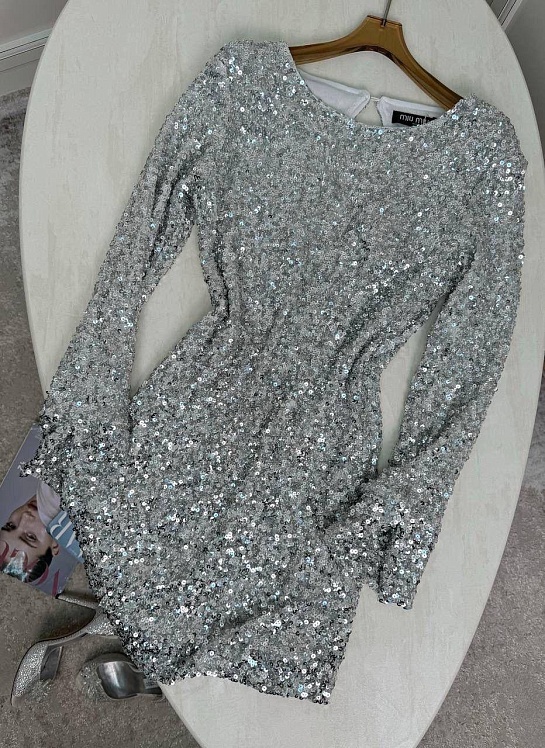 Женское платье в пайетках с открытой спинкой MIU MIU