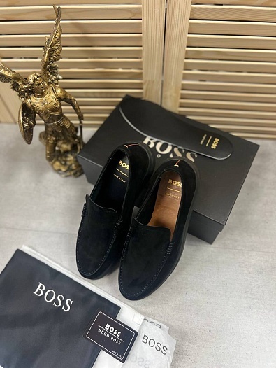 Замшевые лоферы Hugo Boss чёрного цвета   