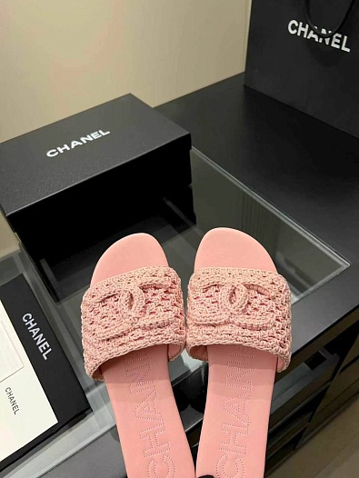 Женские кожаные шлёпанцы Chanel premium   