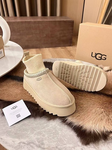 Женские замшевые ботинки UGG Tazz Platform - Beige   