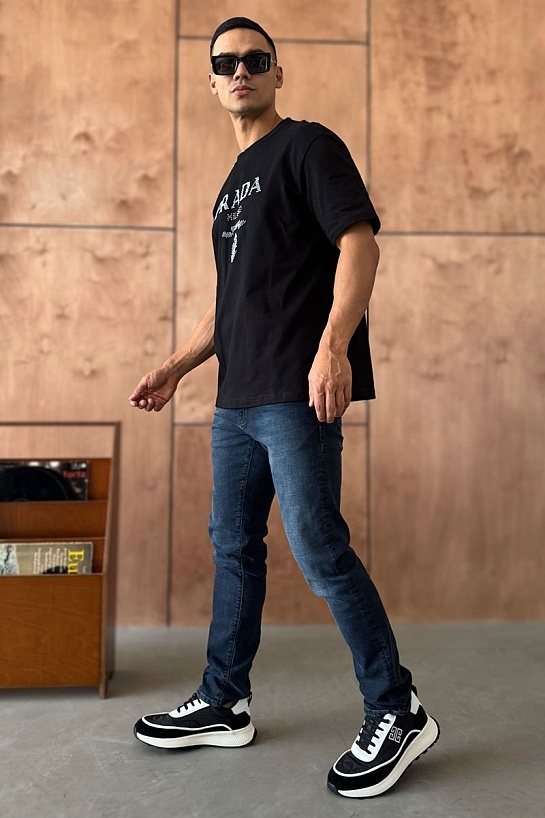 Мужская чёрная футболка Prada