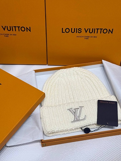 Шапка Louis Vuitton logo-embroidered - White   