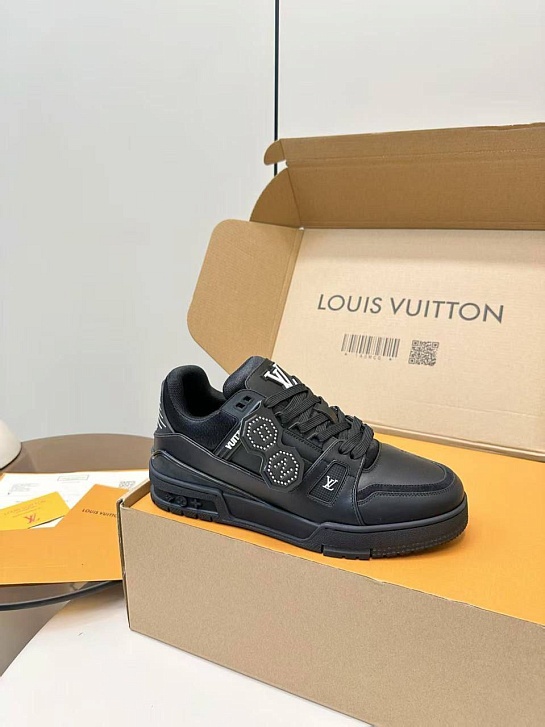Женские кожаные кроссовки Louis Vuitton Trainer premium - Black