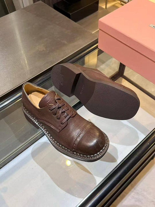 Женские кожаные ботинки дерби MIU MIU