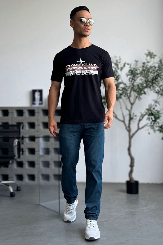 Мужская футболка чёрного цвета Stone Island