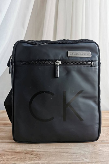 Мужская чёрная сумка Calvin Klein 27x23 см   