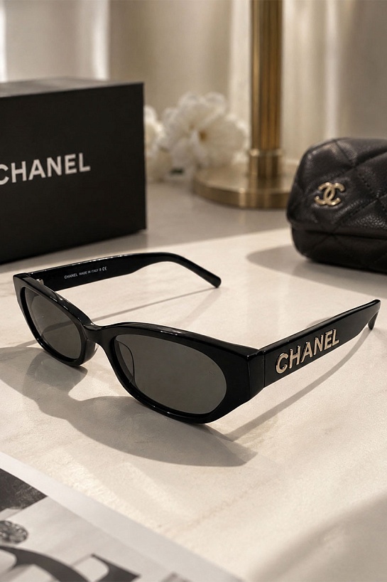 Солнцезащитные очки Chanel Cat Eye