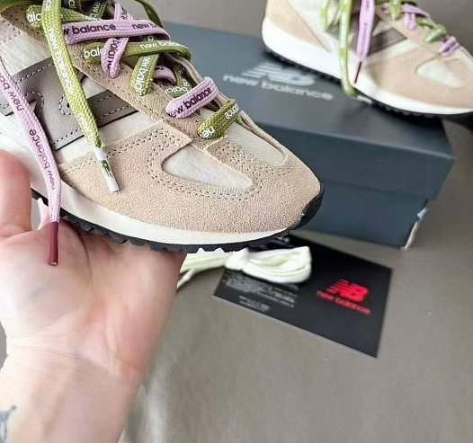 Женские кросовки MIU MIU x New Balance 471 premium   
