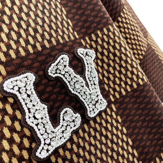Оверсайз футболка Louis Vuitton Premium crystal logo-patch   