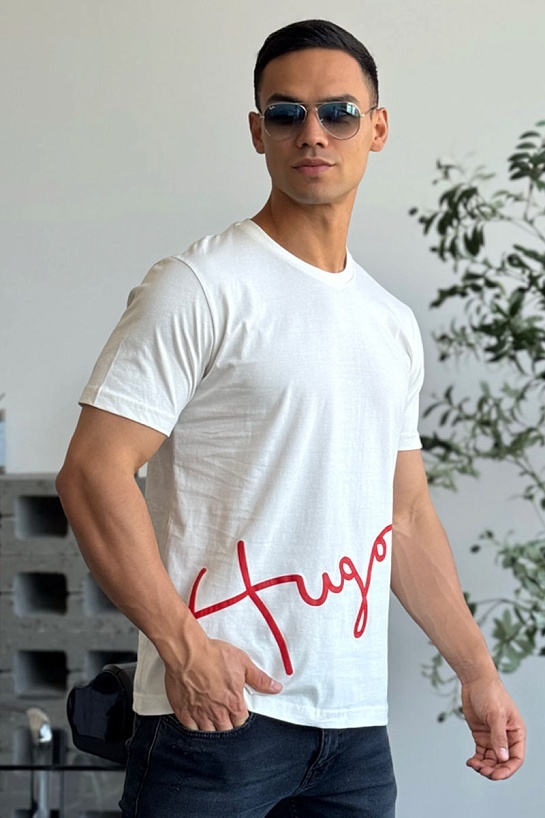 Мужская белая футболка Hugo Boss