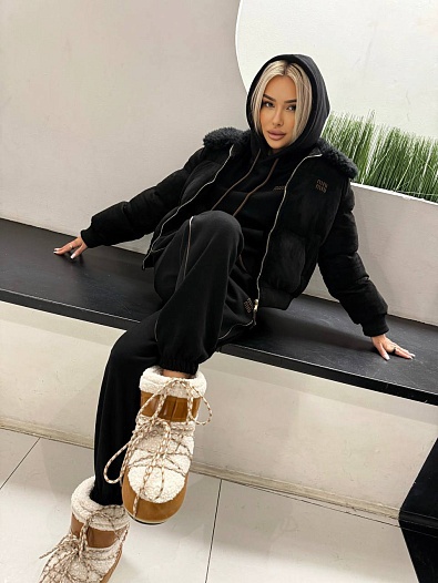 Чёрный женский костюм тройка MIU MIU   