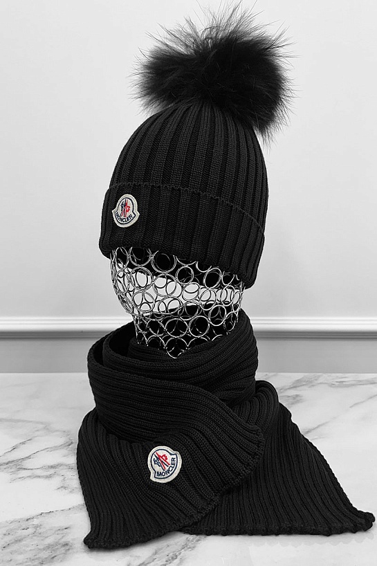 Комплект из шапки и шарфа чёрного цвета Moncler logo-patch