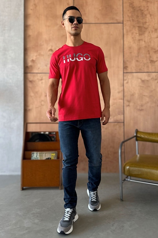 Мужская красная футболка Hugo Boss
