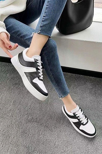 Женские кожаные кроссовки Celine   