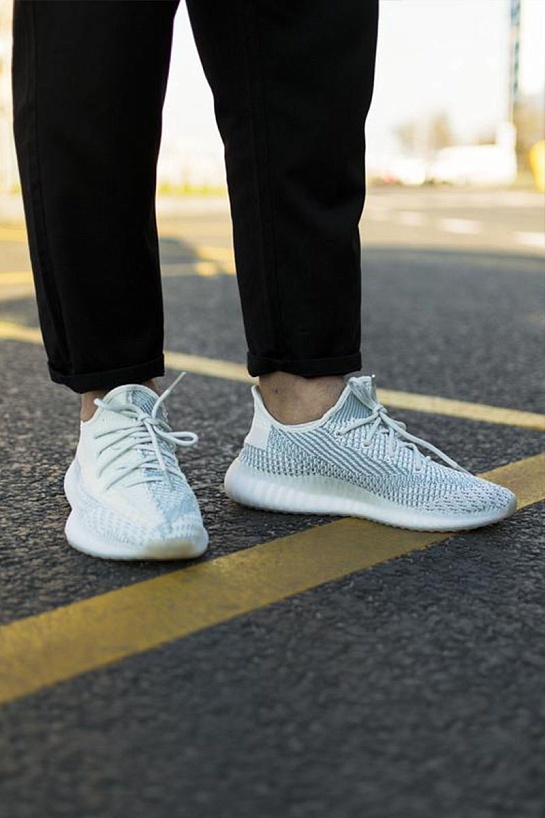 Кроссовки Adidas Yeezy Boost 350 V2 - Cloud White
