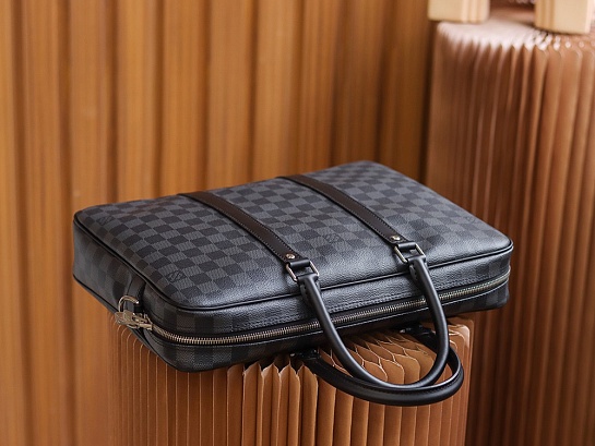 Кожаный портфель Louis Vuitton premium 35x27x6 см