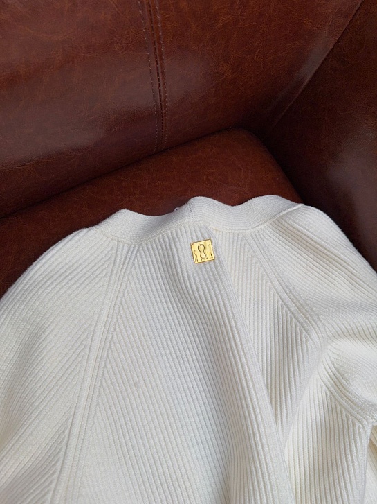 Белый женский жакет Schiaparelli