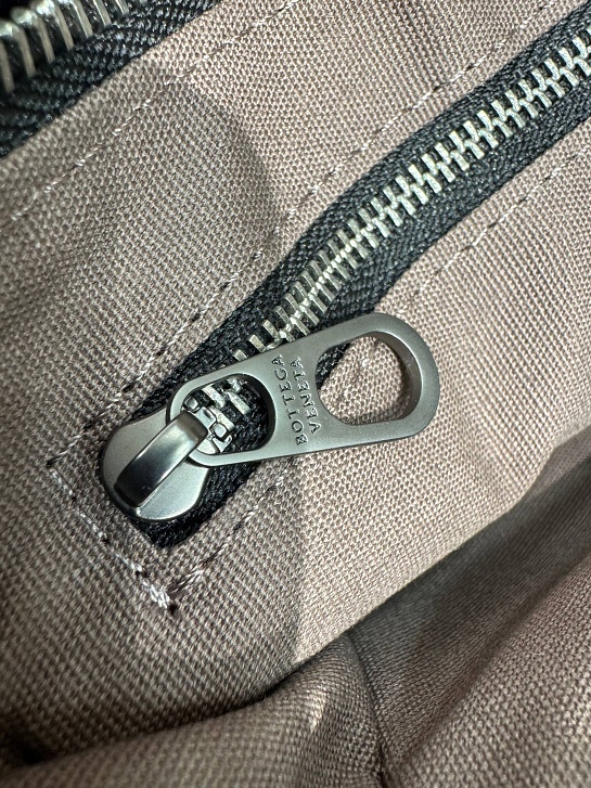 Кожаная сумка Bottega Veneta Intreccio premium 26x14x8 см