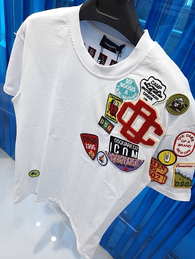 Белая оверсайз футболка Dsquared2 embroidered logo patch   