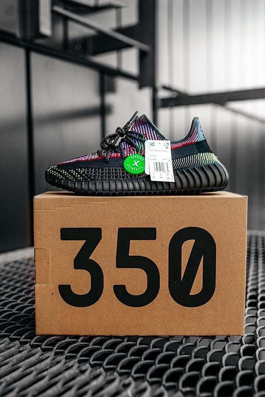 Кроссовки Adidas Yeezy Boost 350 V2 "Yecheil"