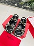 Женские кожаные сандалии Valentino Rockstud