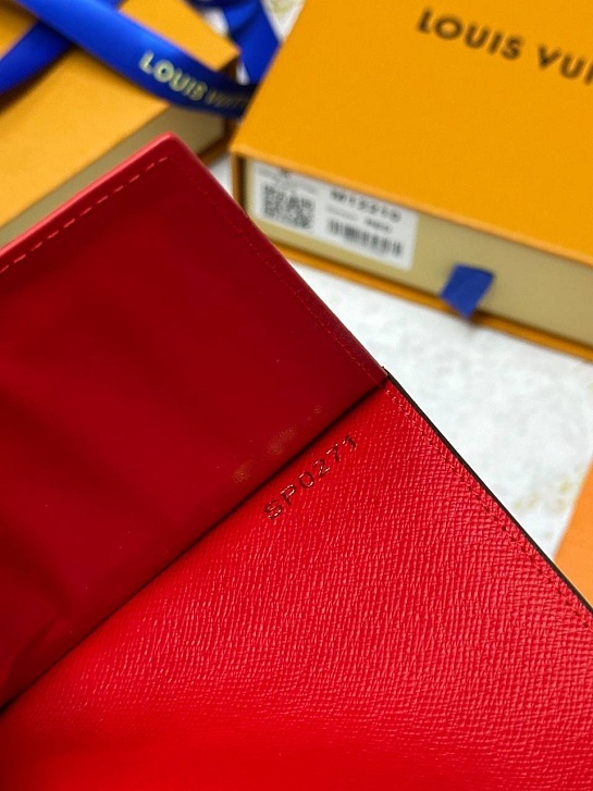 Кожаная обложка для паспорта Louis Vuitton Premium 10x14x2.5 см